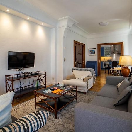 La Concha Cozy Balcony Apartment By Cisan Rentals Сан Себастиан Екстериор снимка