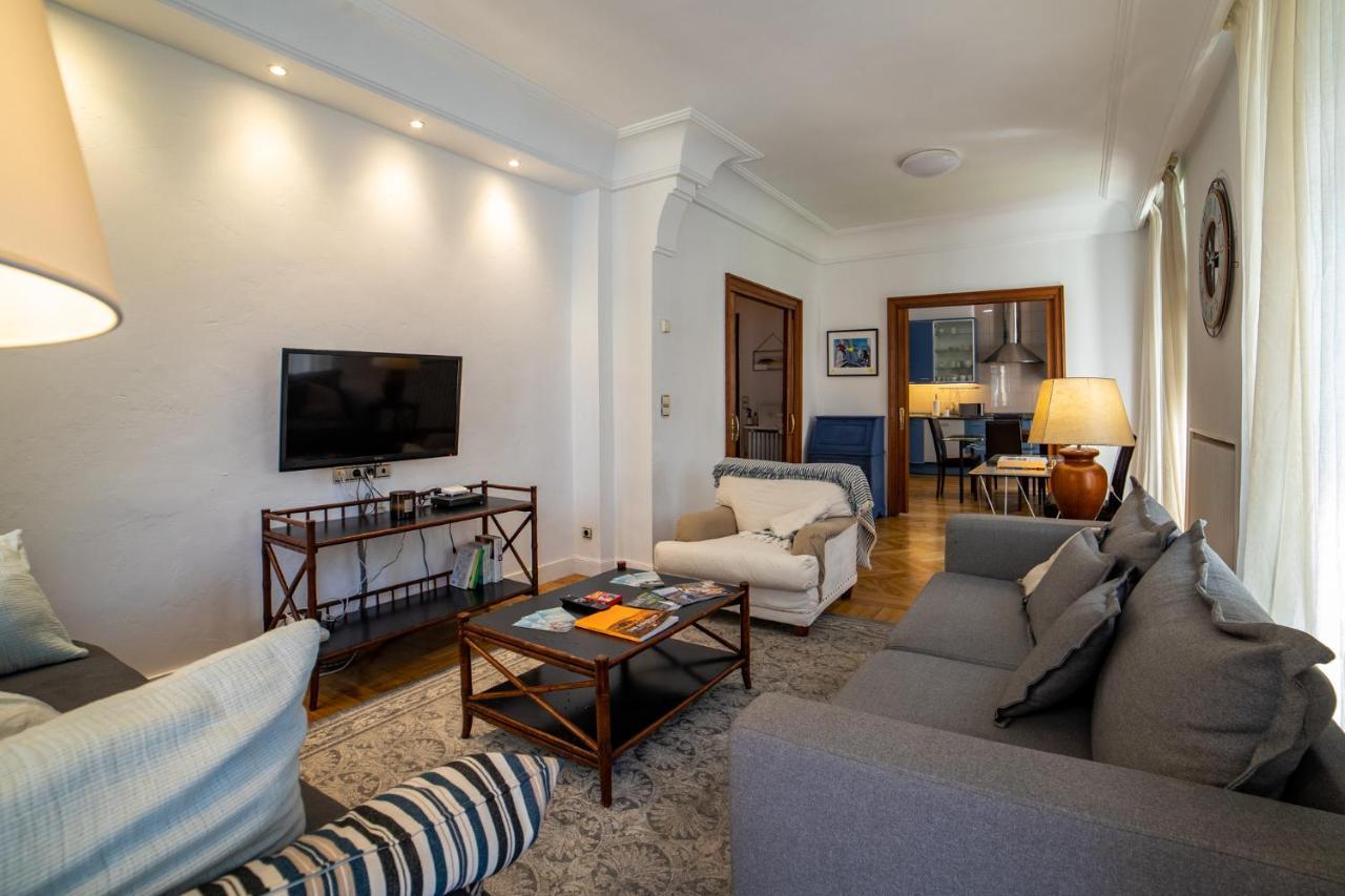 La Concha Cozy Balcony Apartment By Cisan Rentals Сан Себастиан Екстериор снимка