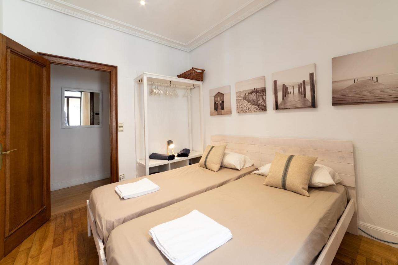 La Concha Cozy Balcony Apartment By Cisan Rentals Сан Себастиан Екстериор снимка