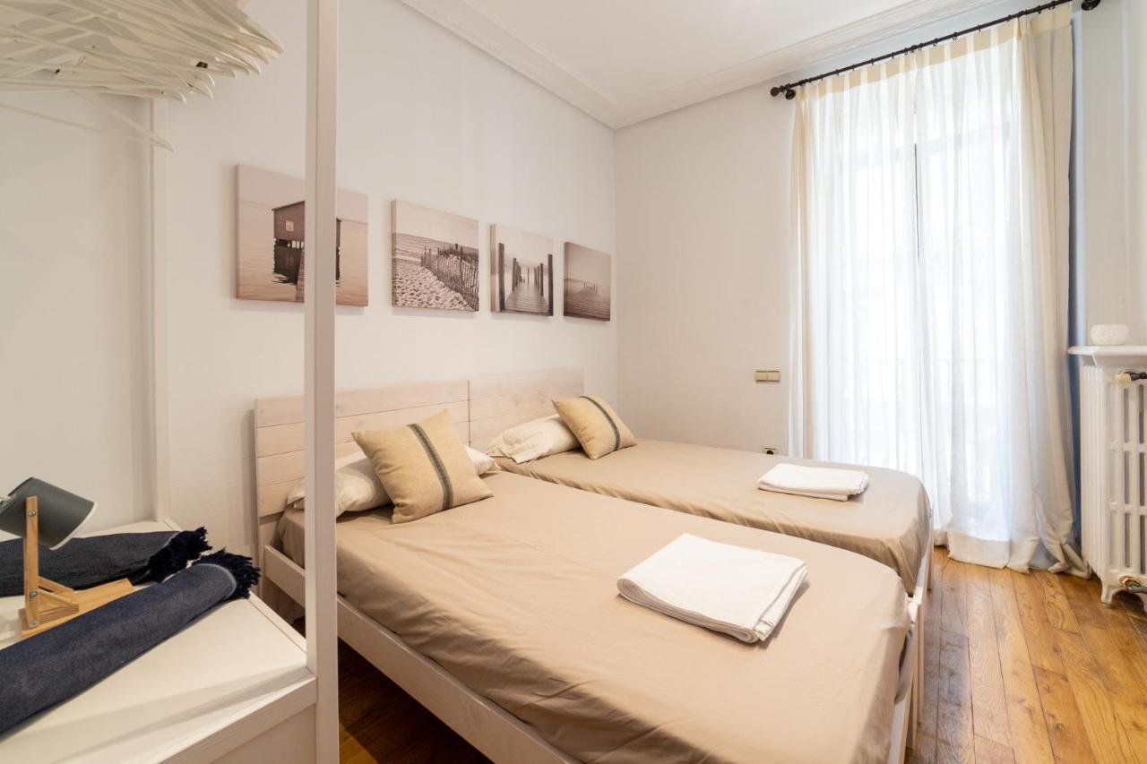 La Concha Cozy Balcony Apartment By Cisan Rentals Сан Себастиан Екстериор снимка